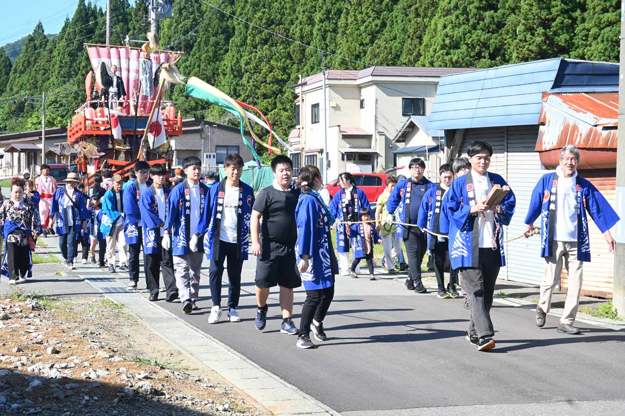 大石神社祭典（易国間地区）